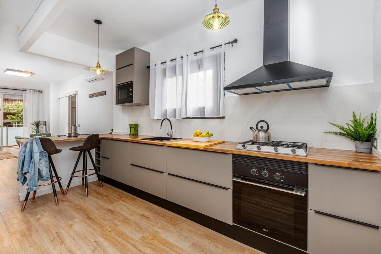 Simply Stunning - Hidden Gem, Heart Of Poble Sec Apartment Barcelona Luaran gambar