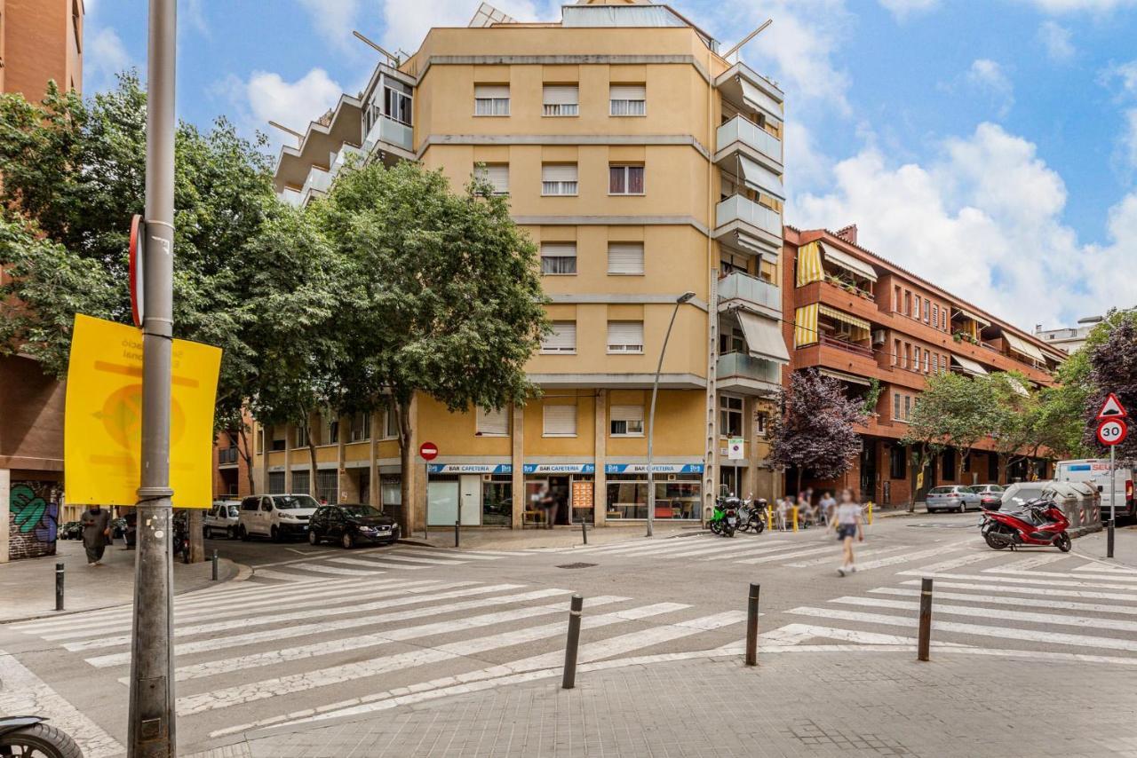 Simply Stunning - Hidden Gem, Heart Of Poble Sec Apartment Barcelona Luaran gambar